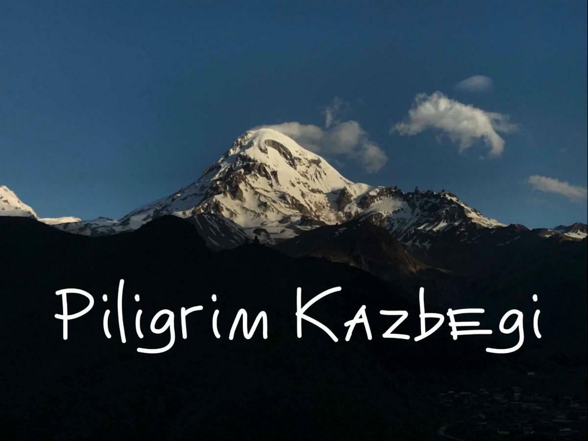 Piligrim Kazbegi Hotel Buitenkant foto